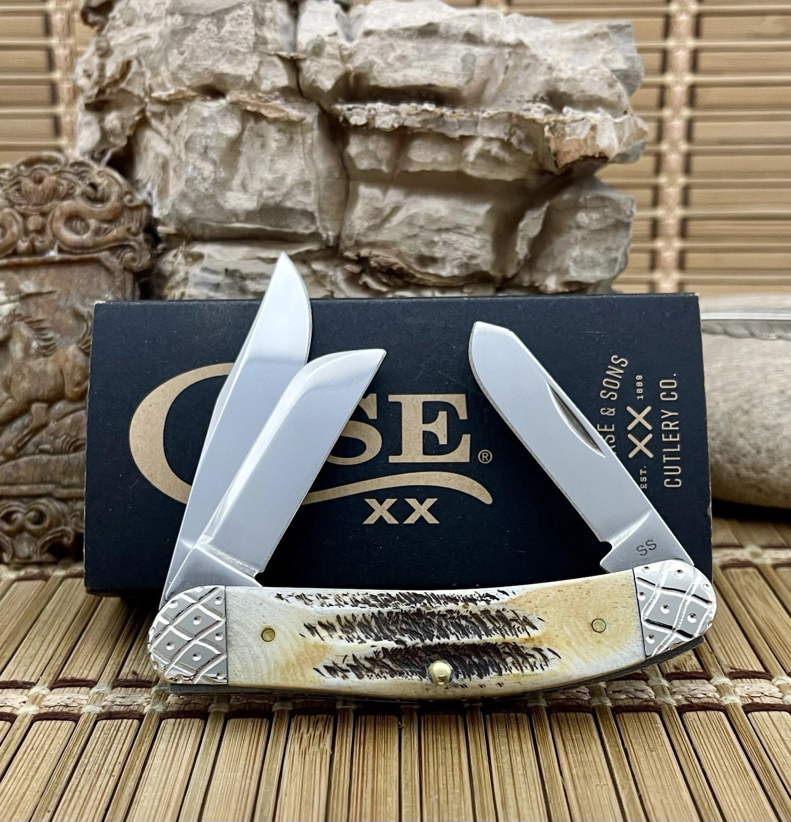 Amazing Custom Case XX 6.5 Bone Stag Engraved Bolsters Sowbelly Pocket Knife #044/100 - Image 4