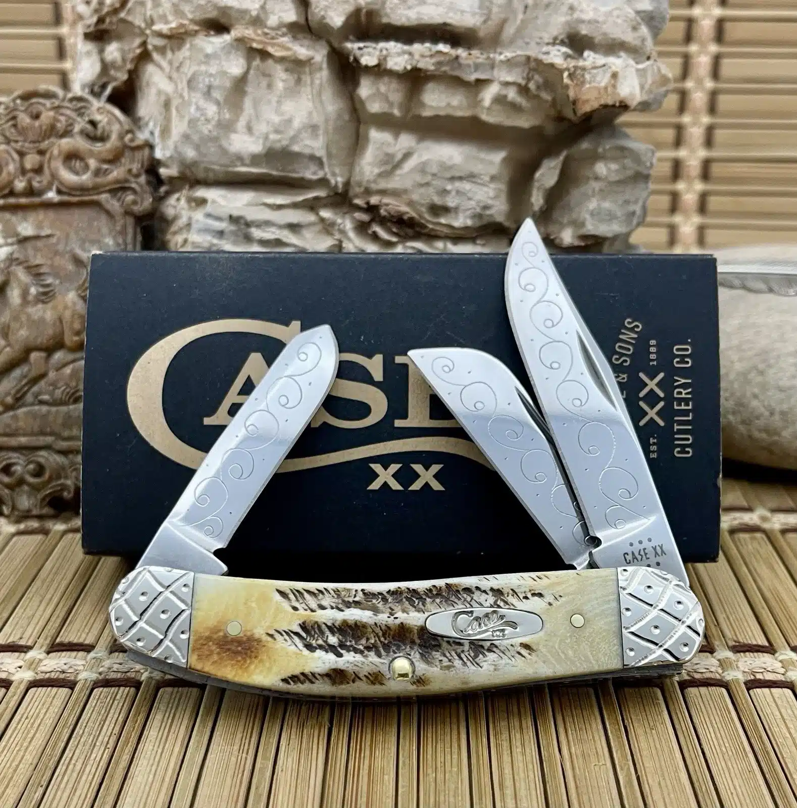 Amazing case bone stag engraved sowbelly #045/100