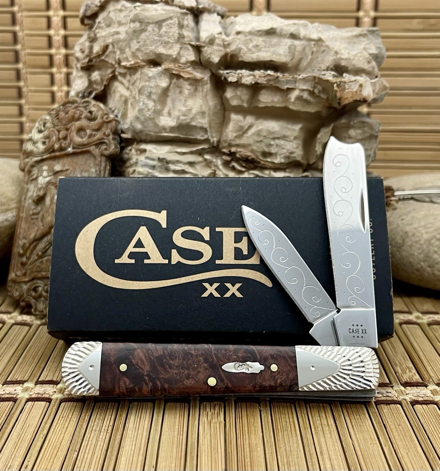 Beautiful case brown maple burl razor barlow Wild Horse