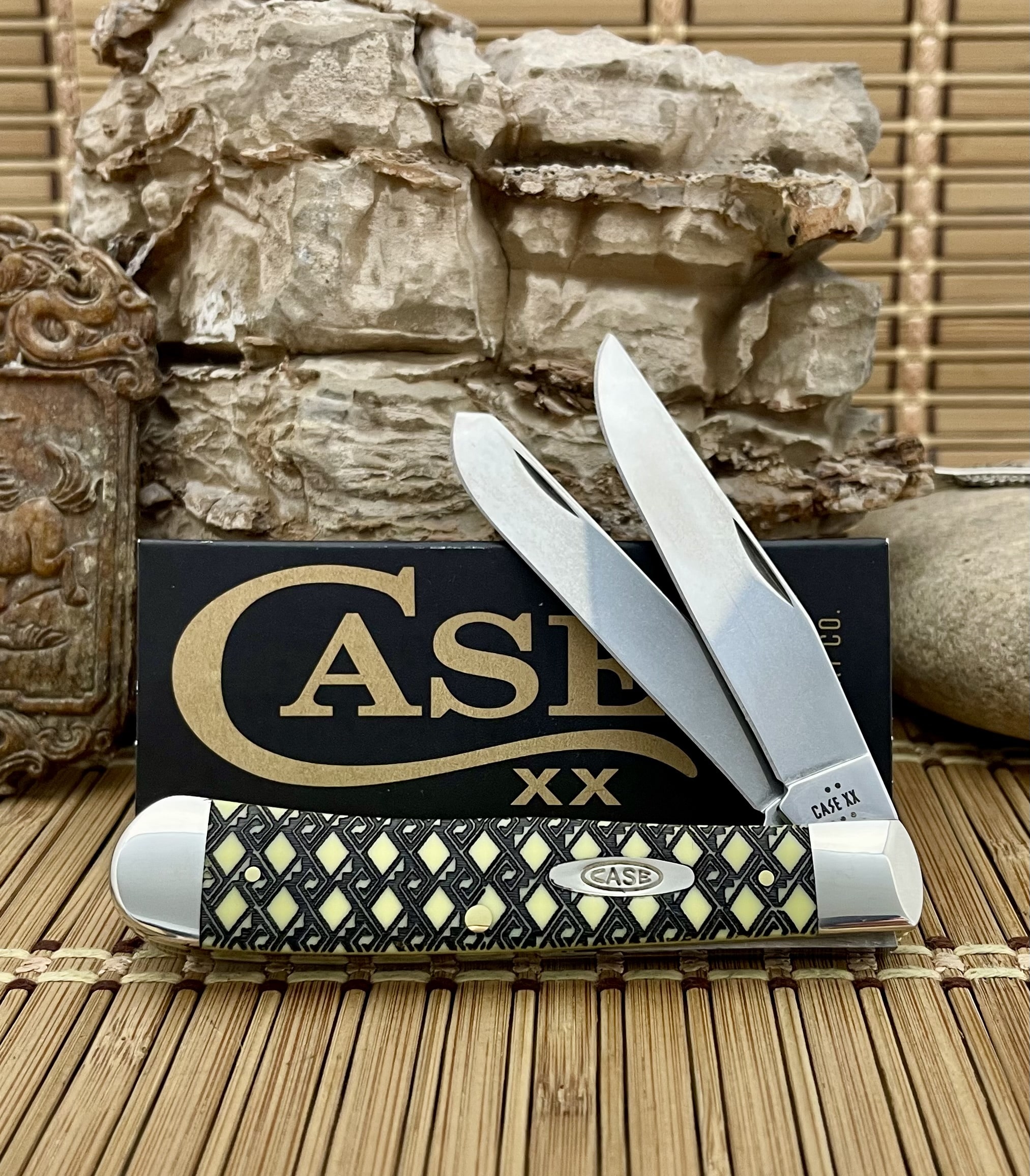 case yellow celtic trapper knife | Case XX
