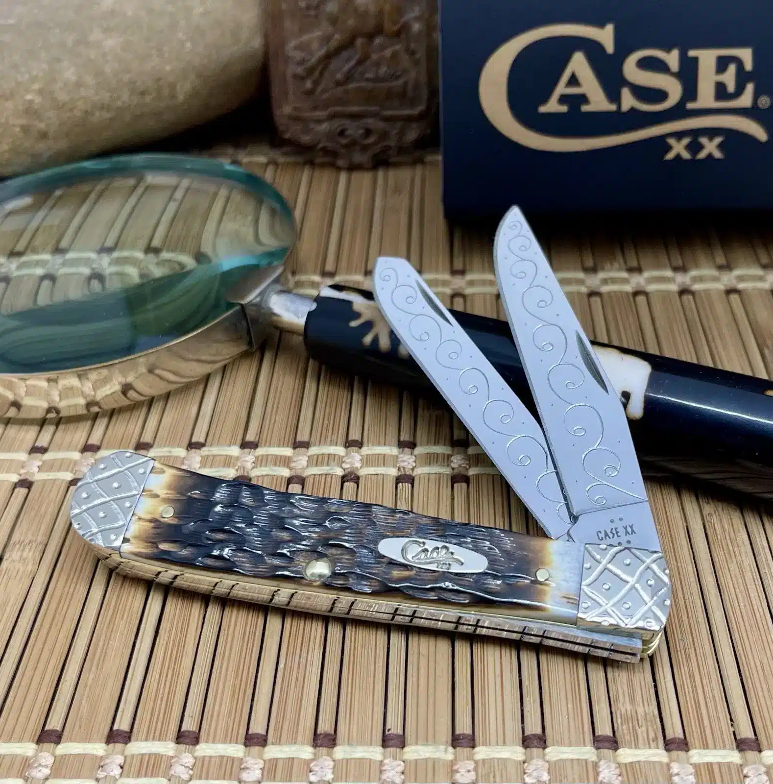 Case XX Custom Hand-Fired Peachseed Amber Bone Trapper Pocket Knife #35 - Image 4