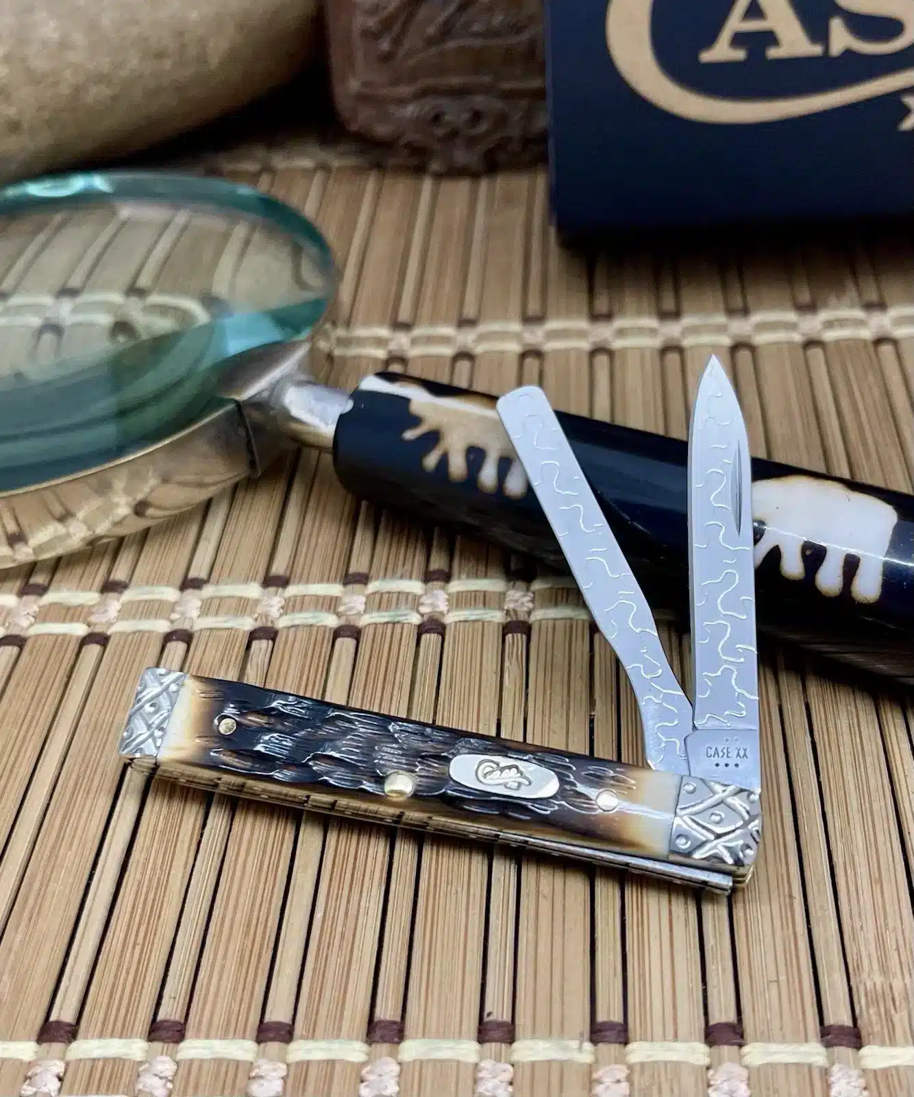Case XX Custom Hand-Fired Peachseed Amber Bone Baby Doc Pocket Knife #11 - Image 4