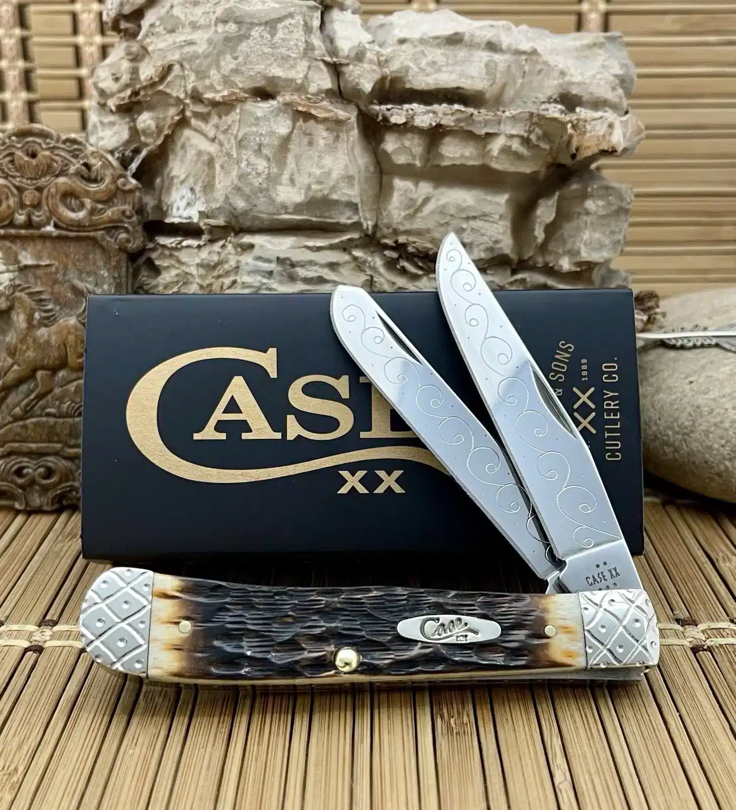 Collector-Grade case xx peachseed amber bone trapper pocket knife