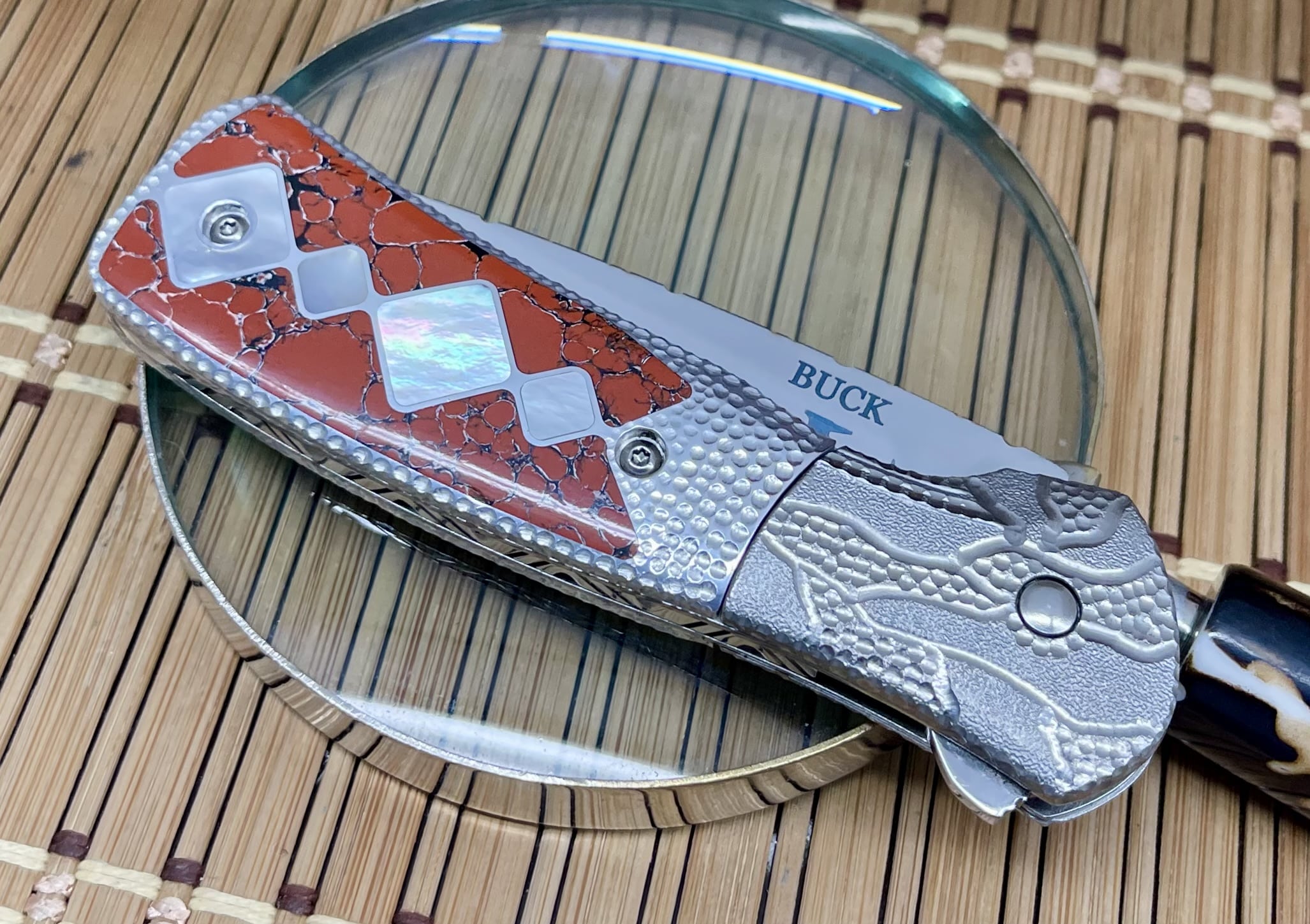 Buck 336 Paradigm Legacy Limited Edition Painted Pony Pocket Knife #73 of 150 - Image 6