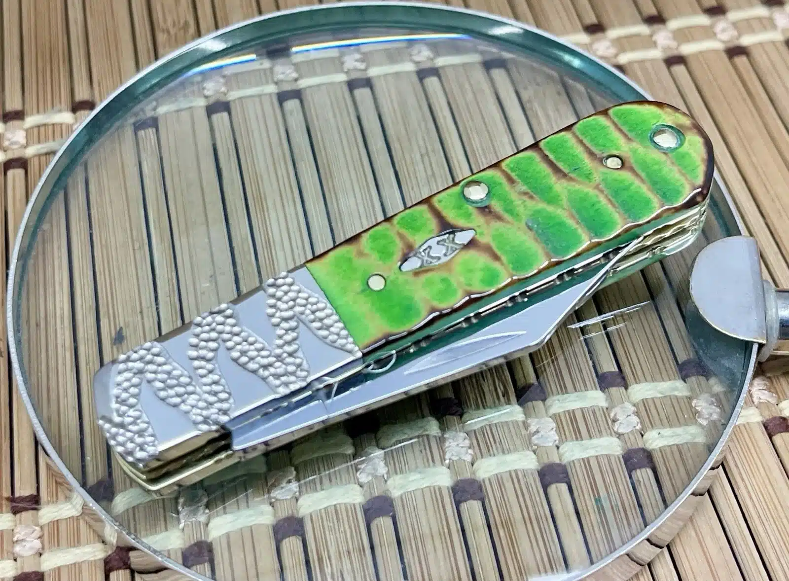 Case XX Wild Horse Custom Bright Green Gator Jig Barlow Pocket Knife #04 - Image 3