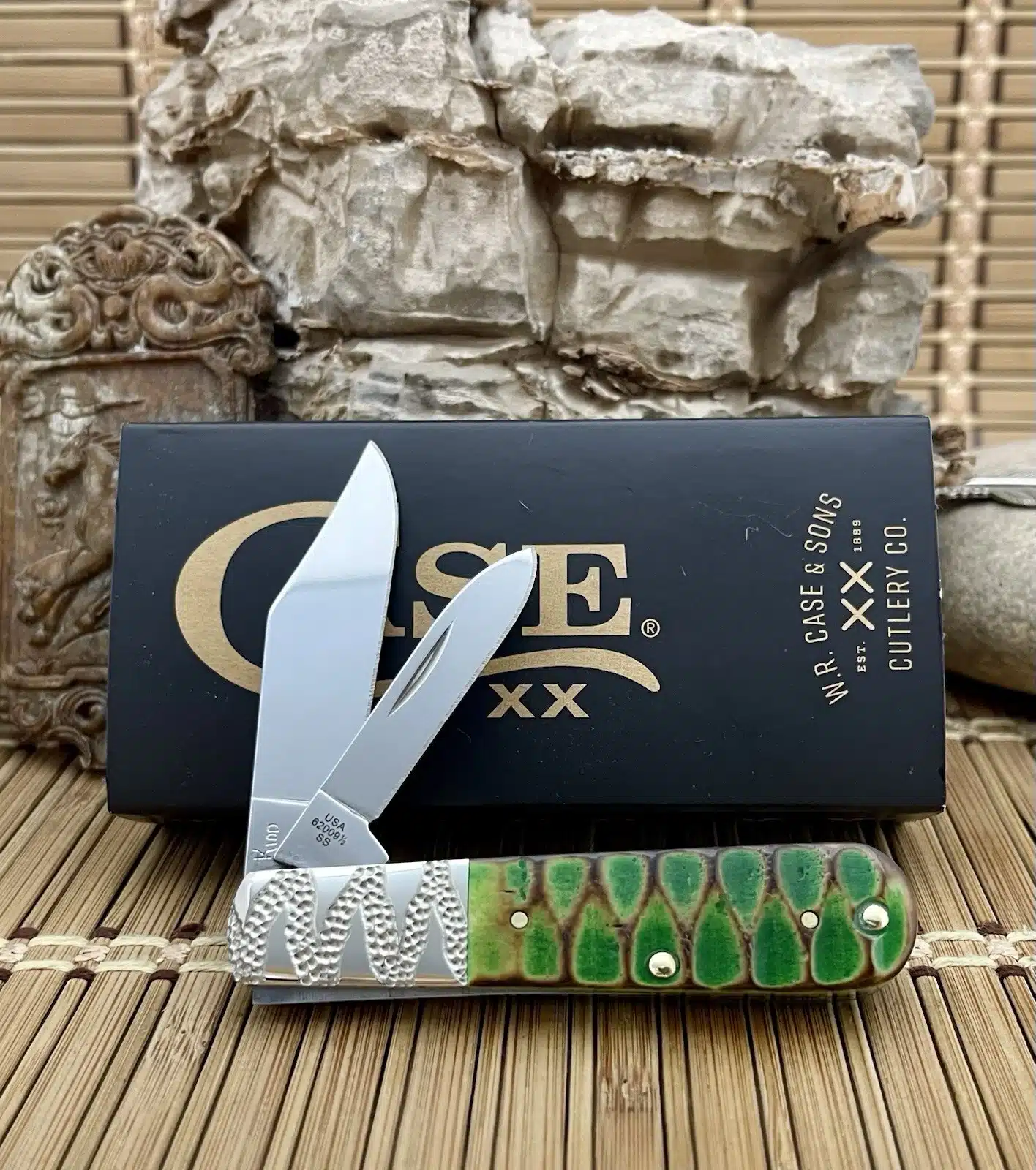 Case XX Wild Horse Custom Bright Green Gator Jig Barlow Pocket Knife #04 - Image 2
