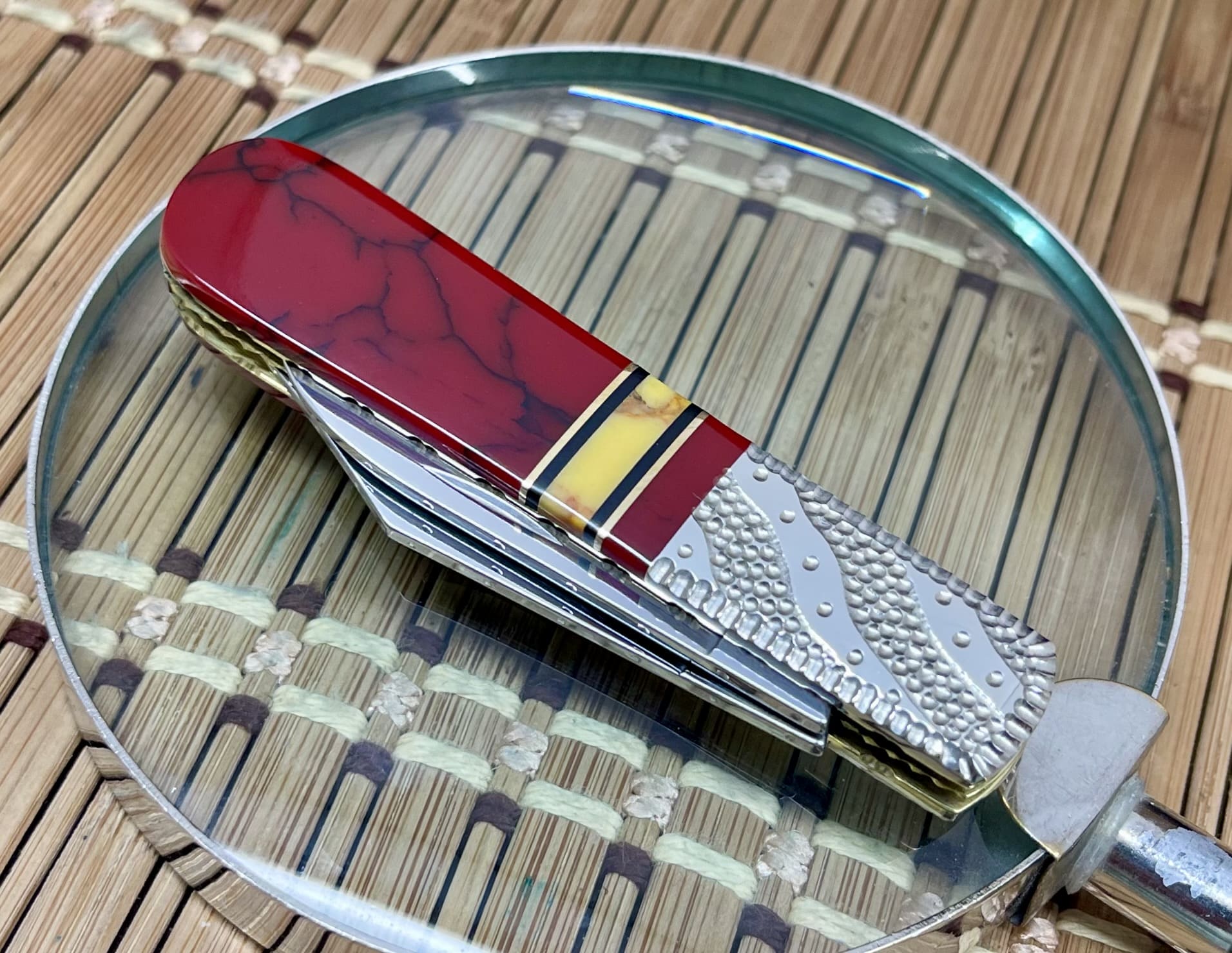 Case XX Wild Horse Custom Bloody Jasper & Honey Jasper Barlow Pocket Knife #02 of 10 - Image 5