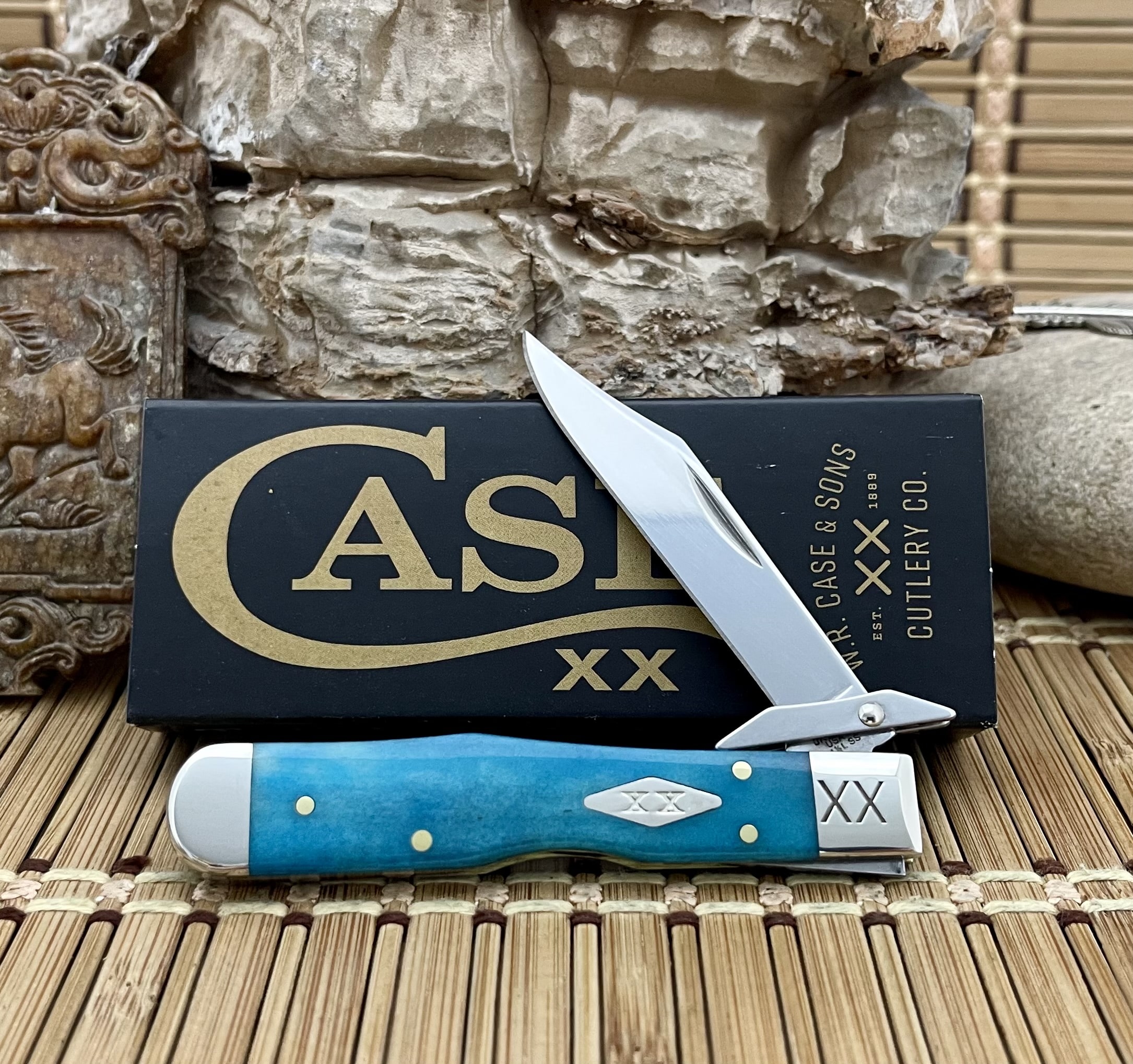 case caribbean bone cheetah cub knife | Case XX