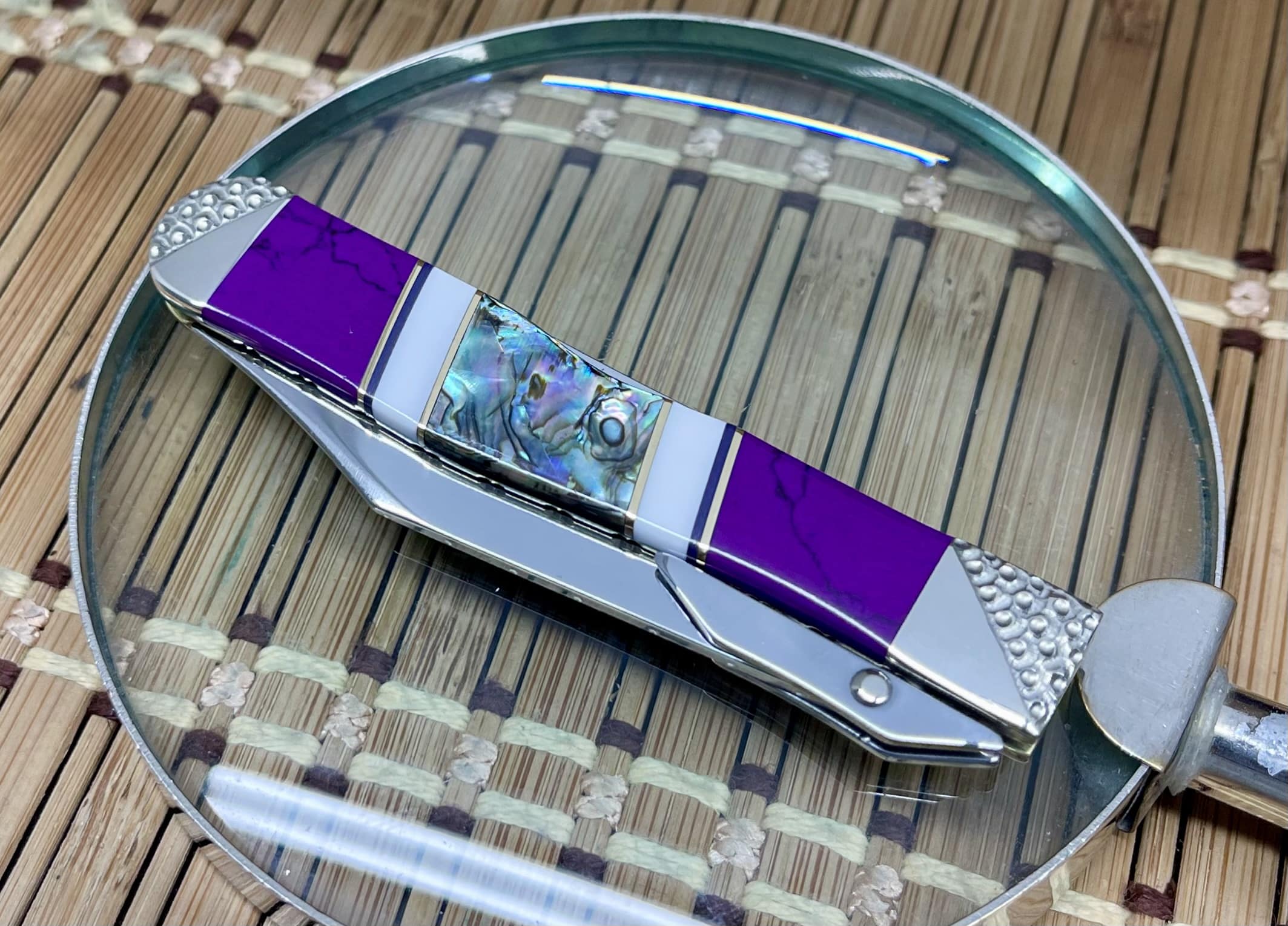 Case XX Wild Horse Custom Paua Abalone, Sugalite & White Turquoise Cheetah Cub Knife #01 of 10 - Image 5