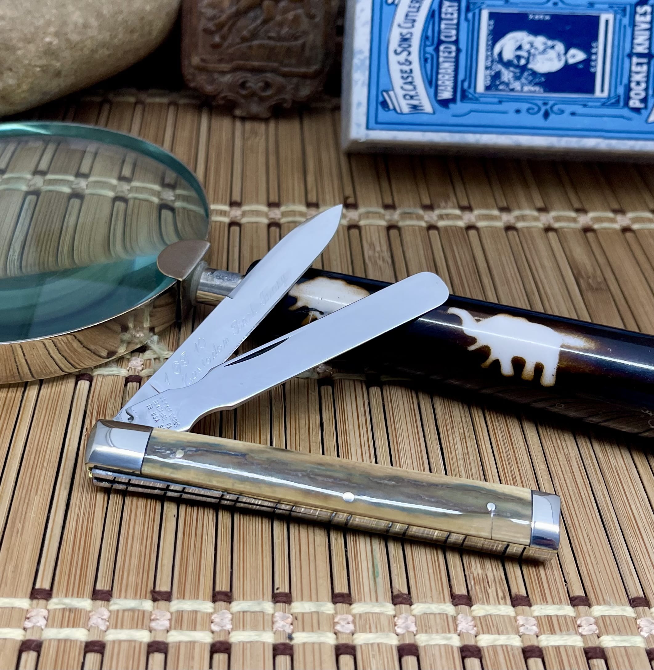 Case XX Classic USA 1995 Blue Mastodon Fossil Doctor Physician Pocket Knife #1 - Image 6