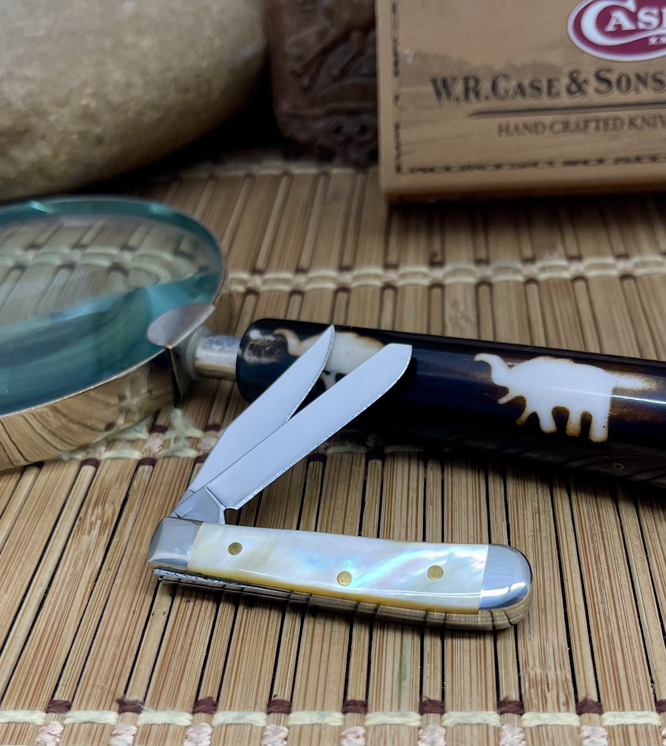 Case XX USA 2004 Genuine Gold Lip Pearl 82154 Tiny Trapper Pocket Knife - Image 5
