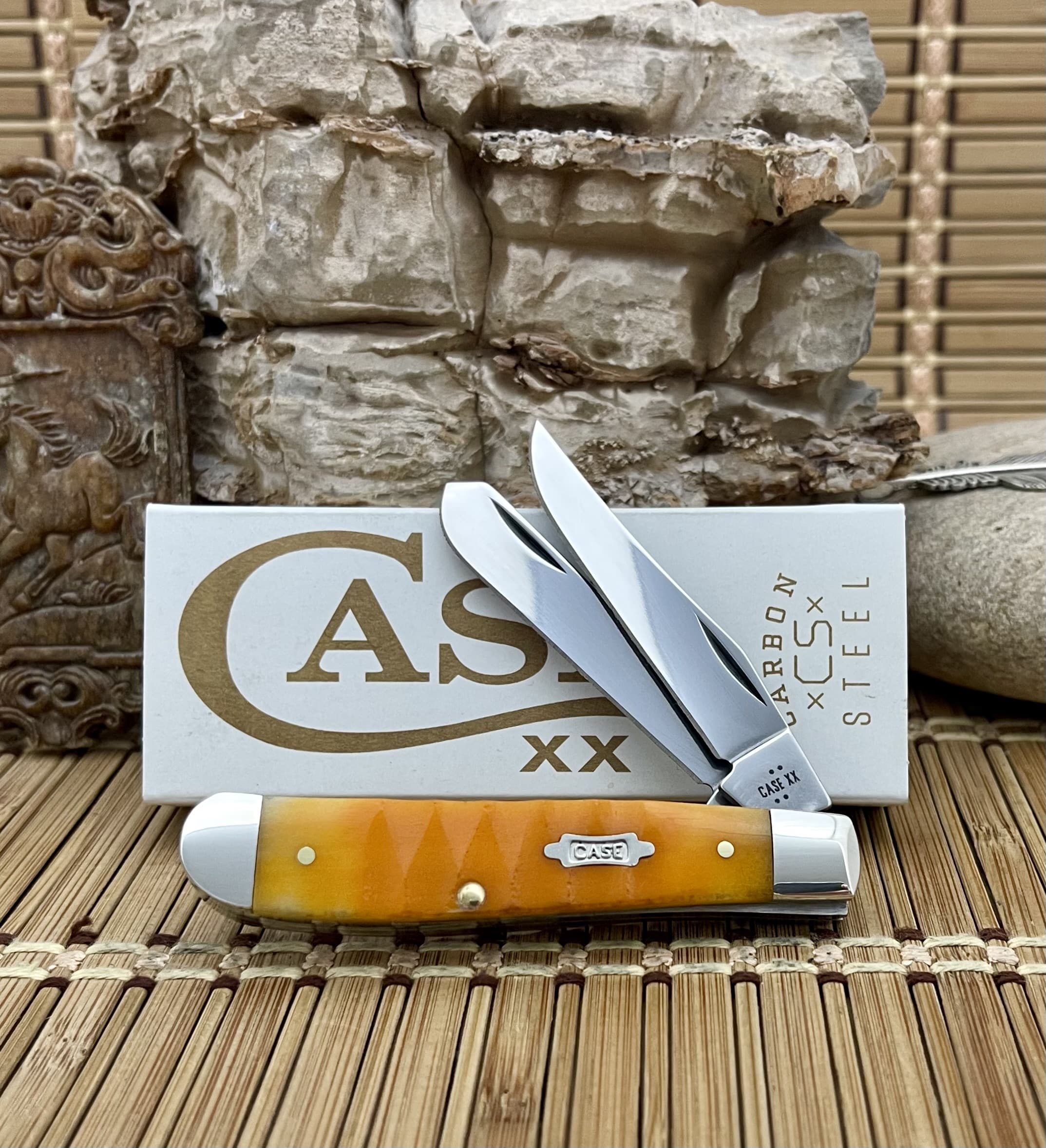 case gator jig persimmon bone mini trapper | 2026 Carbon 38071