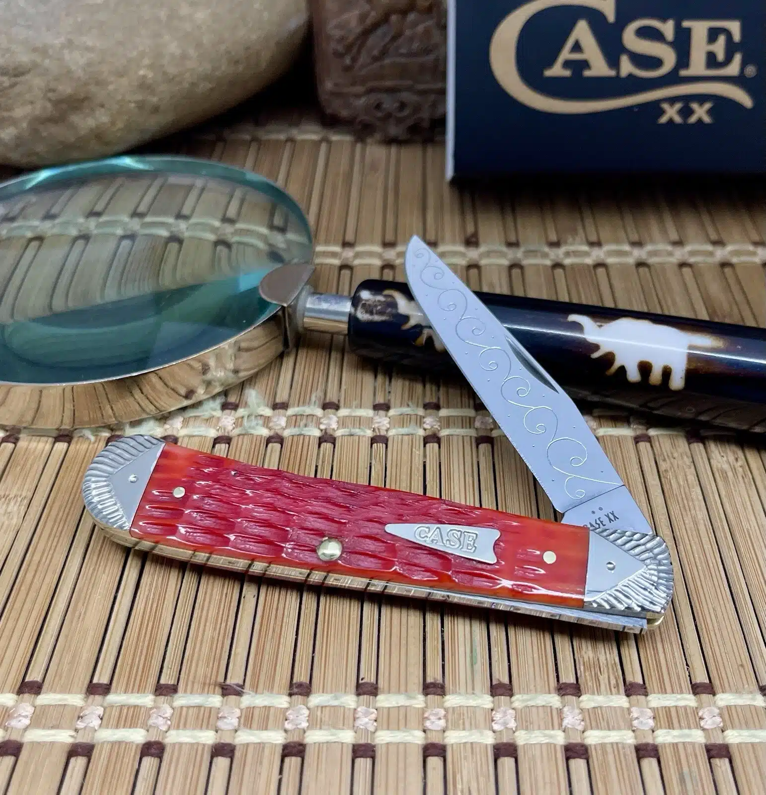 Case XX USA Custom Indian Paintbrush Bone Engraved Trapper Pocket Knife w/Clip #01 - Image 3