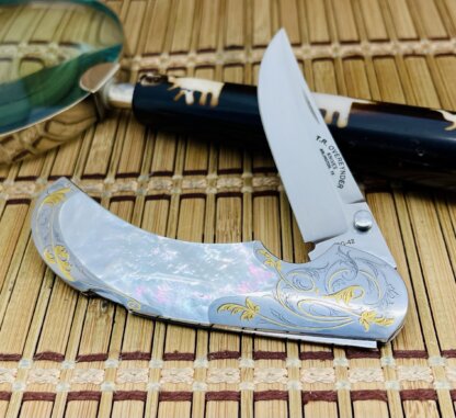 Tommy Overeynder Custom Mother of Pearl 24KT Jim Blair Engraved Interframe Lockback Knife - Image 3