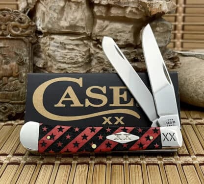 Case XX USA Red Bone Black Edition Stars & Stripes 1/500 Diamond XX Trapper Knife