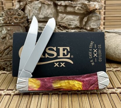 Case XX USA Beautiful Custom Golden Sundancer Engraved Trapper Pocket Knife - Image 4