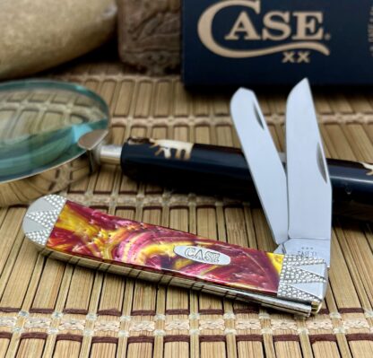 Case XX USA Beautiful Custom Golden Sundancer Engraved Trapper Pocket Knife - Image 2