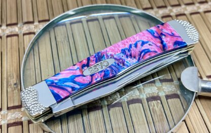 Case XX USA Beautiful Custom Pink Sapphire Engraved Trapper Pocket Knife - Image 2