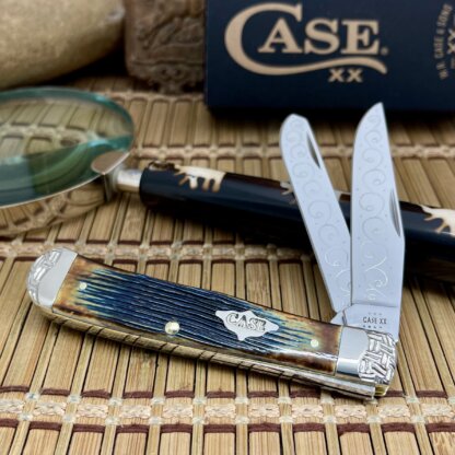 Case XX USA Custom Hand-Fired Purple Barnboard Bone Trapper Pocket Knife #1/5 - Image 2