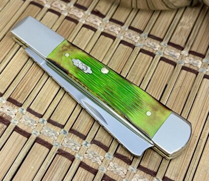 Case XX USA 2024 Hand-Fired Lime Green Barnboard Bone Razor Barlow Knife - Image 2