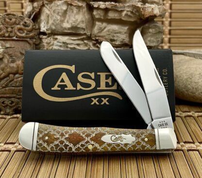 Case XX USA Antique Bone Gold Edition Magicians Rattlesnake & Barbed Wire Trapper Knife