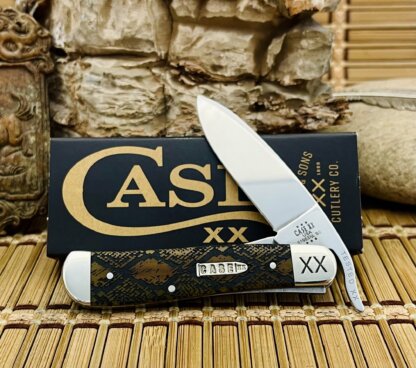 Case XX USA Antique Bone Diamondback Snake Skin 1/500 Russlock Knife