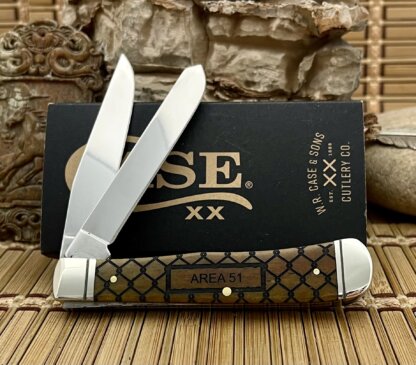 Case XX USA Smooth Antique Bone AREA 51 / UFO Alien Trapper 1/500 Knife NEW - Image 2